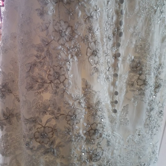 Allure Bridal gown style c150 - Picture 6 of 8